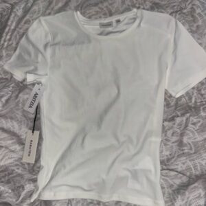 Aritzia White Short Sleeve Crewneck Tee